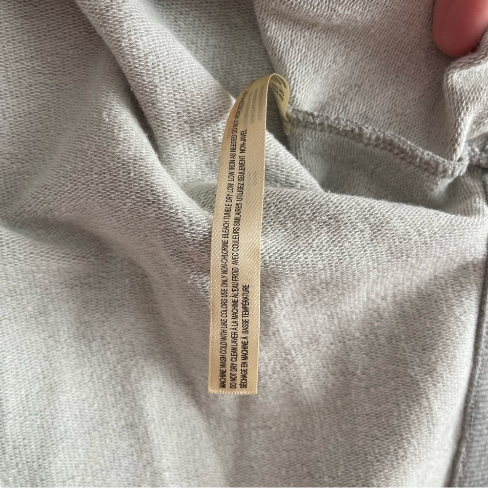 Free People Movement Full Zip Shawl Collar Gray Sweatshirt Baseline Size Small - Picture 9 of 10